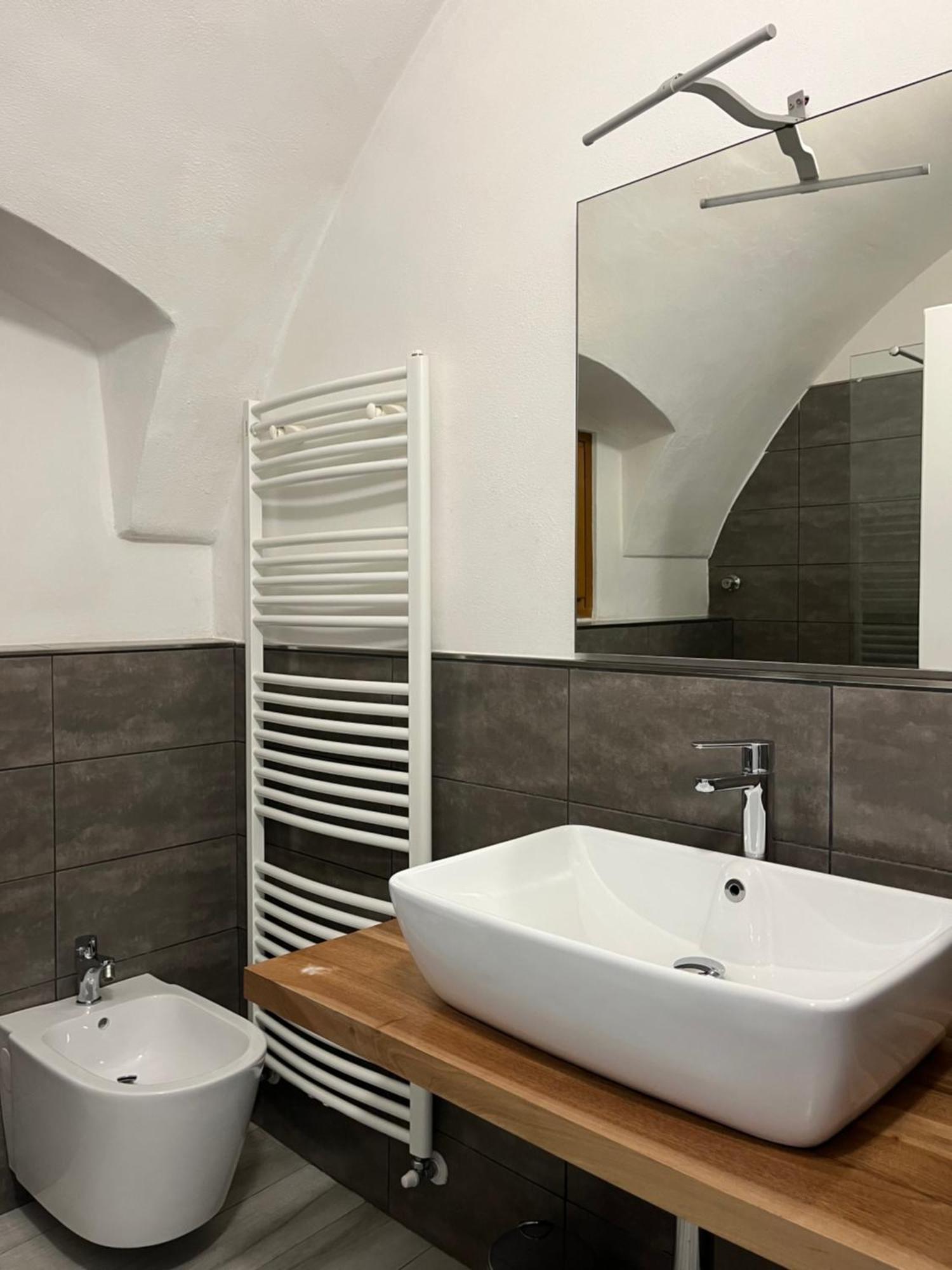 Casa Nina Appartement Mezzolago Buitenkant foto