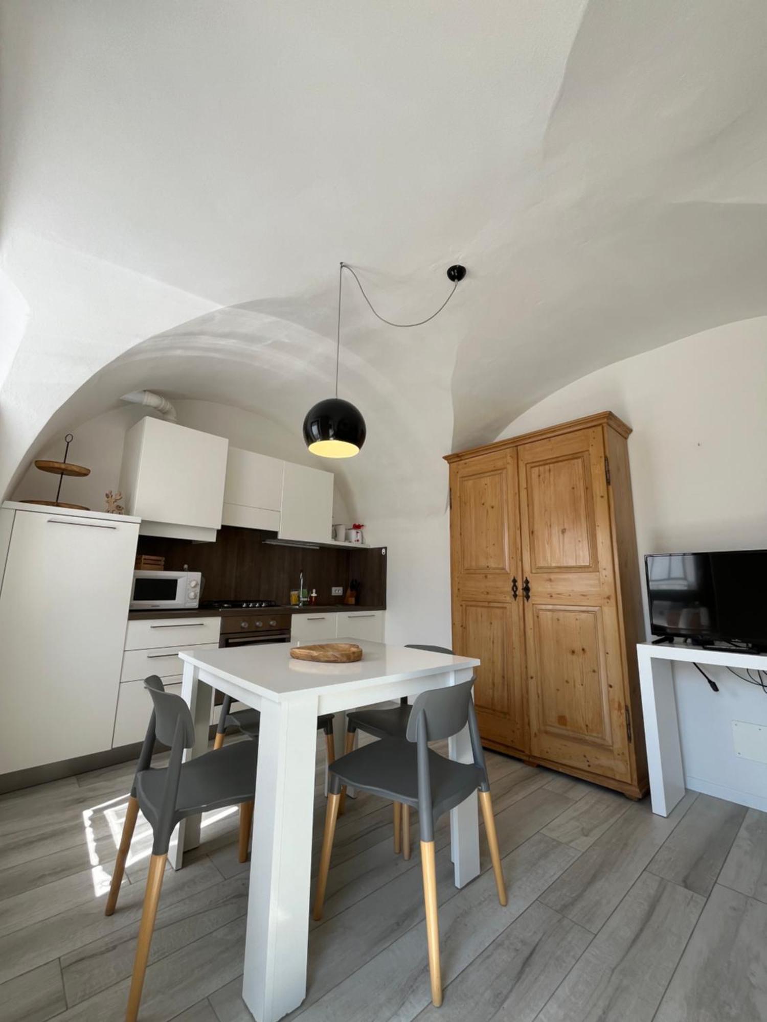 Casa Nina Appartement Mezzolago Buitenkant foto